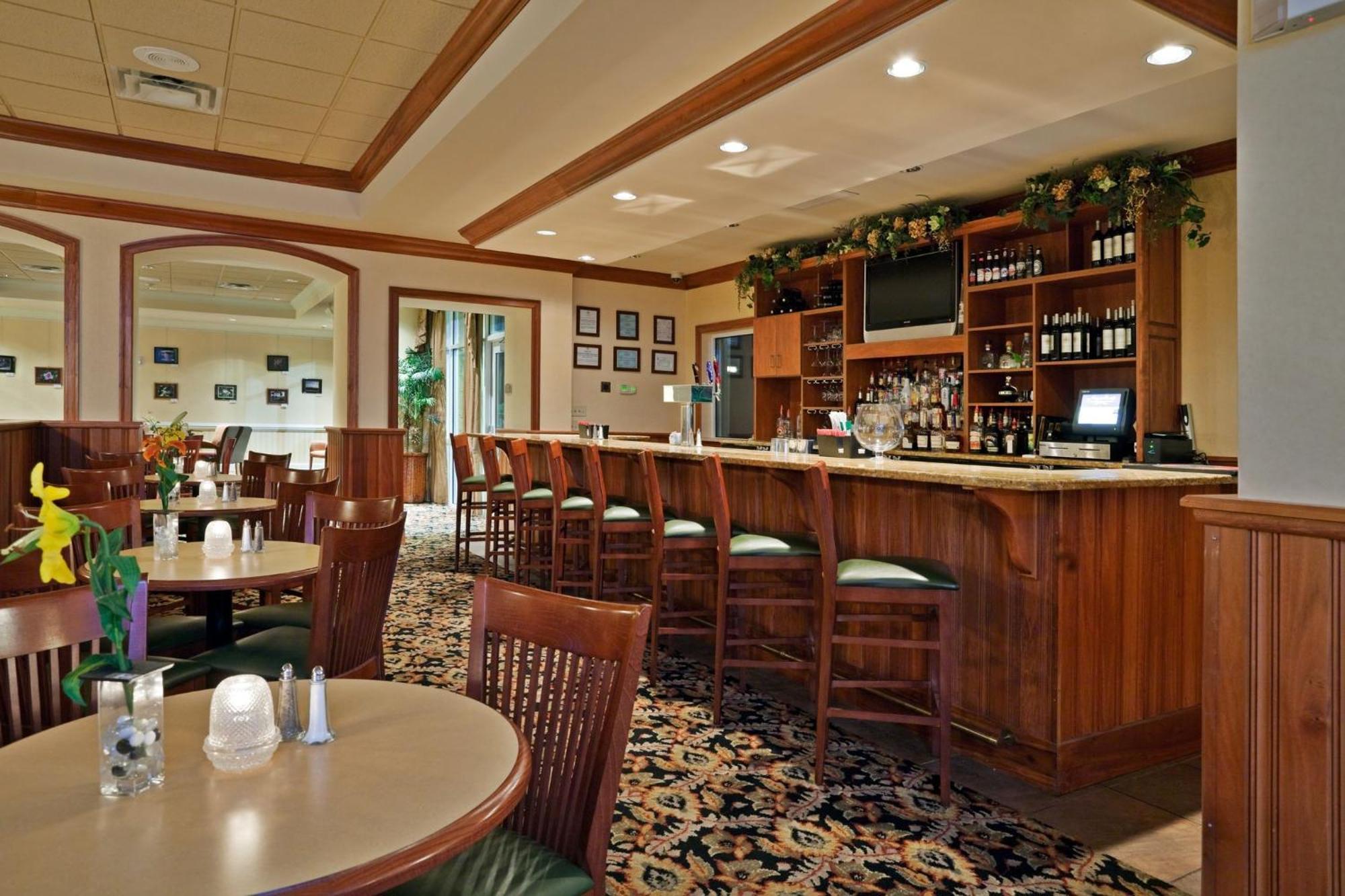 Holiday Inn Valdosta Conference Center By Ihg Esterno foto